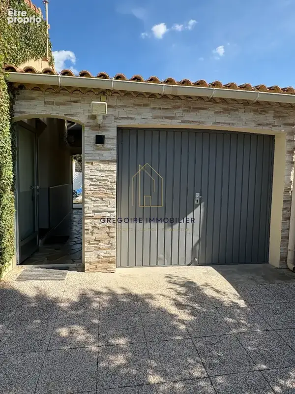 PERTUIS - Maison T4 de plain-pied avec piscine et garage - photo 15
