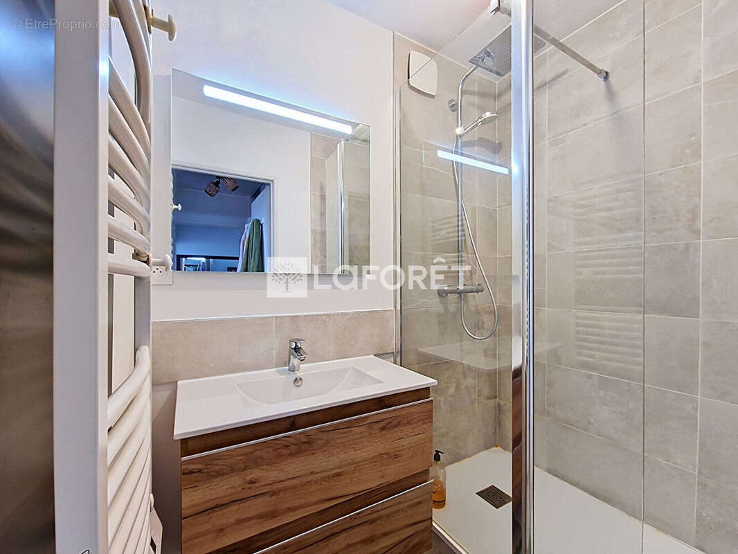 Appartement à RILLIEUX-LA-PAPE