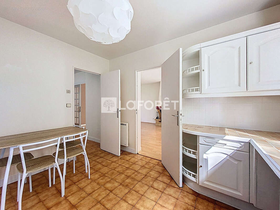 Maison à VERNEUIL-SUR-SEINE