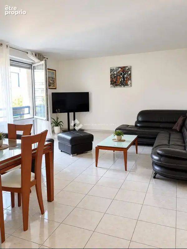 Appartement 4 pièces 89 m² à vendre à Pantin (93500) - photo 2