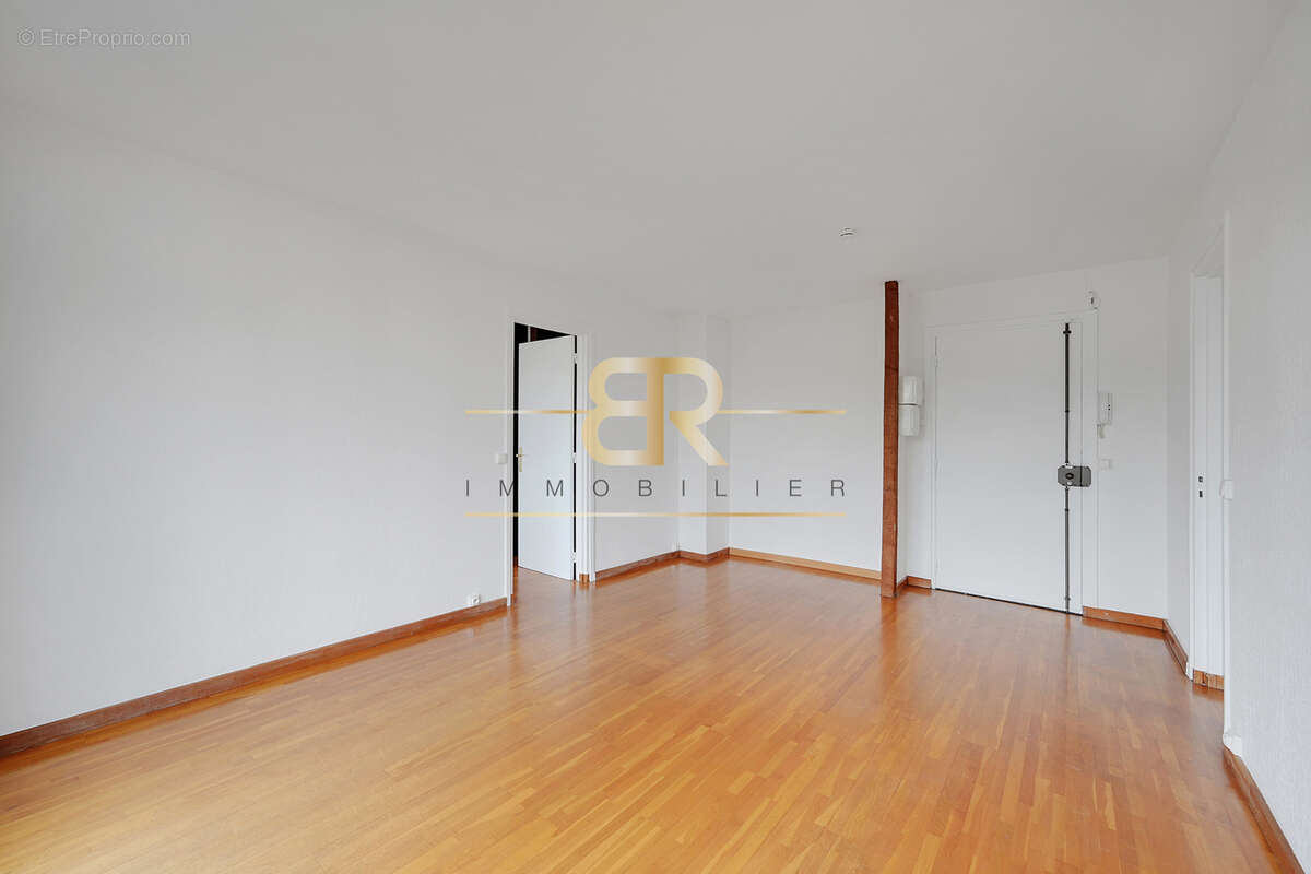 Appartement à LE PERREUX-SUR-MARNE