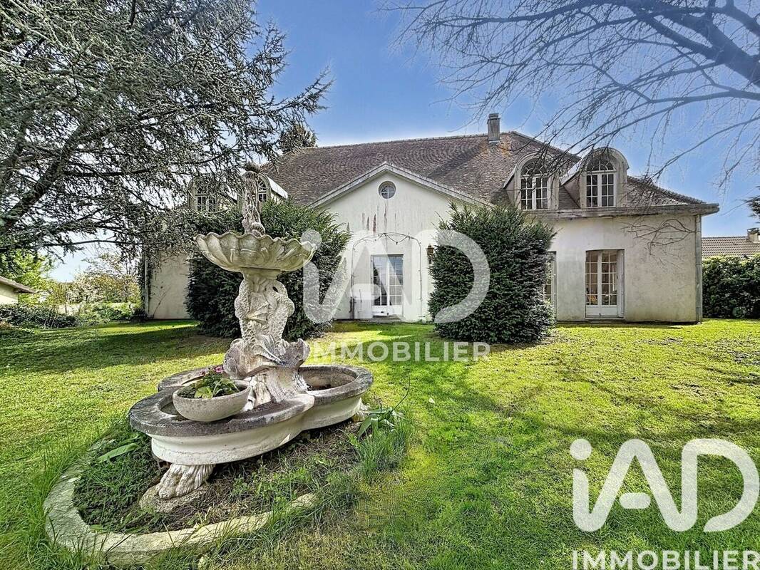 Photo 1 - Maison à ROISSY-EN-BRIE