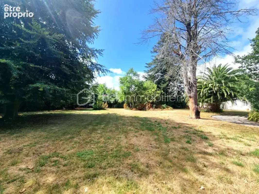 QUIMPER – Maison de maître 1900 de 170 m² sur 2 900 m² avec dépendances - photo 3