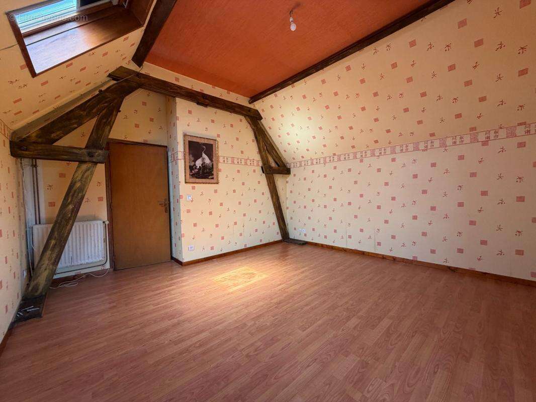 Urgent ! maison 200 m², 5 grd chambres, terrain 1600m² sans vis a vis - photo 16