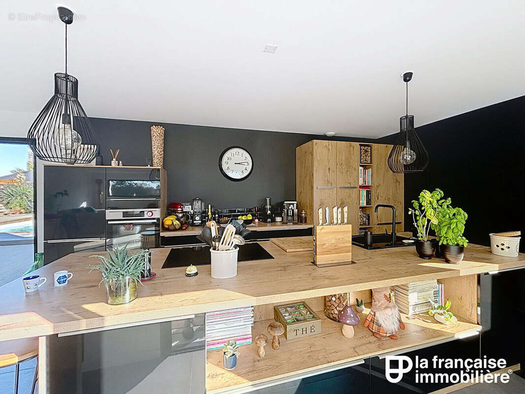 Maison à VERN-SUR-SEICHE