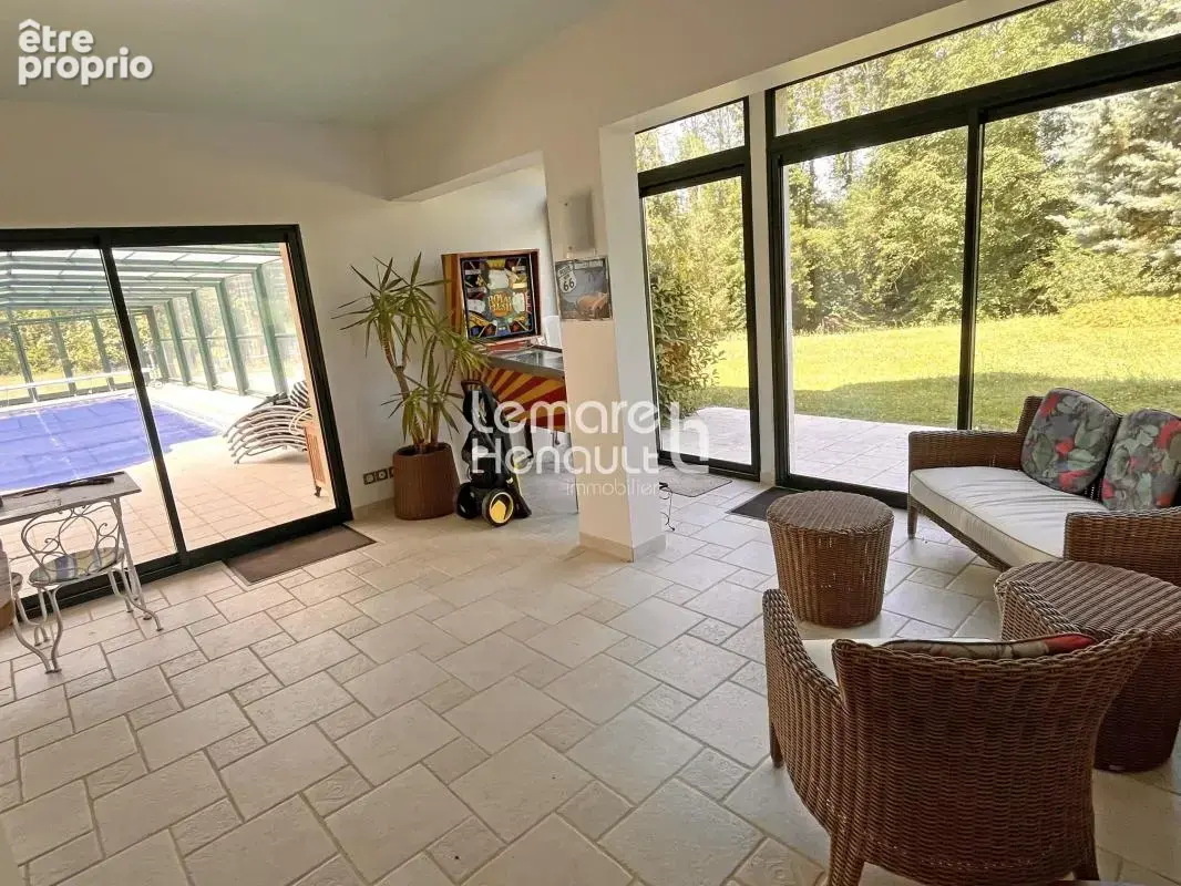 Superbe propriété 6 chambres, piscine sur 6800 m² de terrain - photo 25