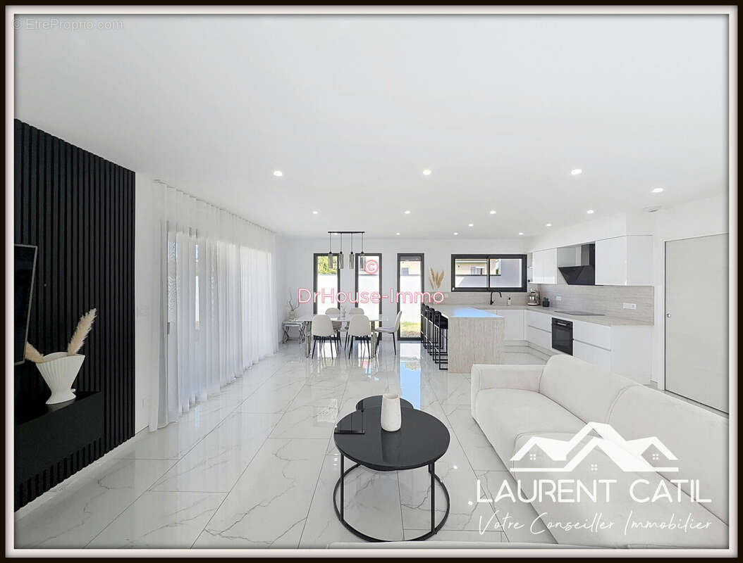 Maison à ROMANS-SUR-ISERE