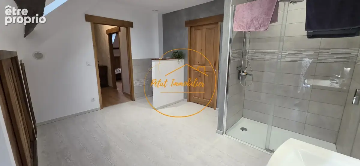 Charmante maison familiale avec dépendances et potentiel - photo 8