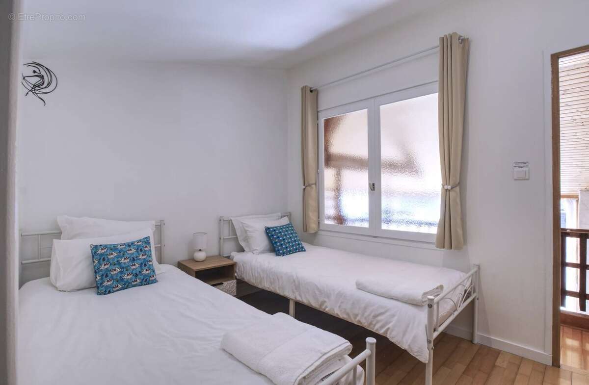Maison en pierre spacieuse avec grand gîte (4/6 chambres) au cœur d’un village recherché - photo 17