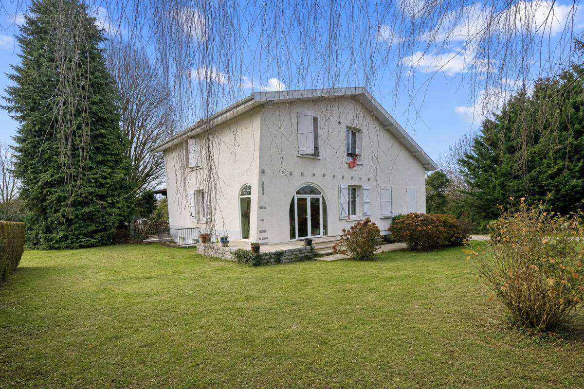 Maison à CUSSAC