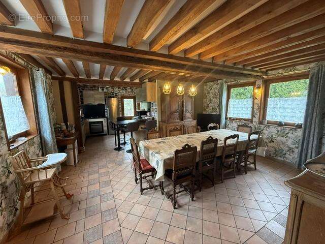 Maison à PREAUX-SAINT-SEBASTIEN