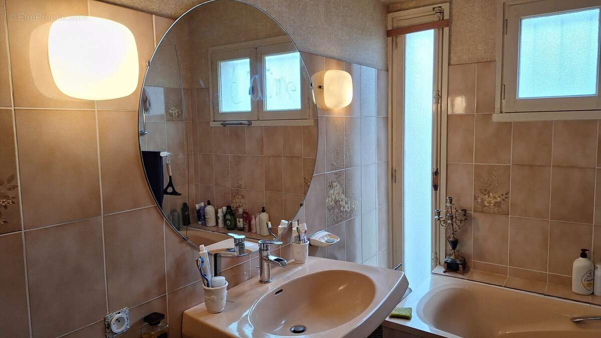 Maison à BUXEROLLES