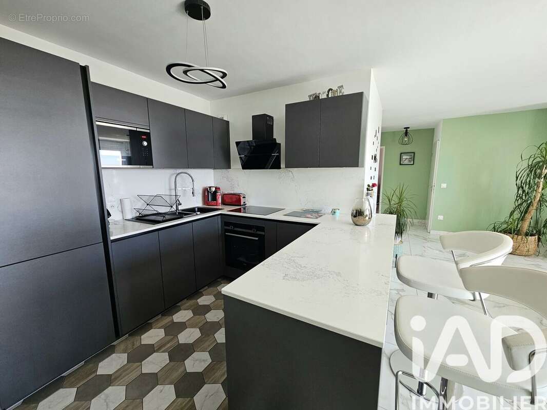 Photo 9 - Appartement à LES PAVILLONS-SOUS-BOIS