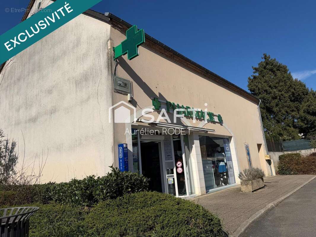 Photo 2 - Commerce à GRACAY