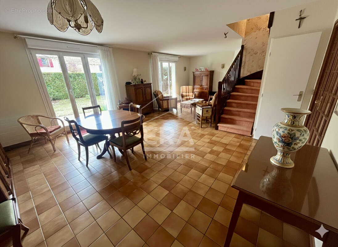 Maison à VILLEPREUX