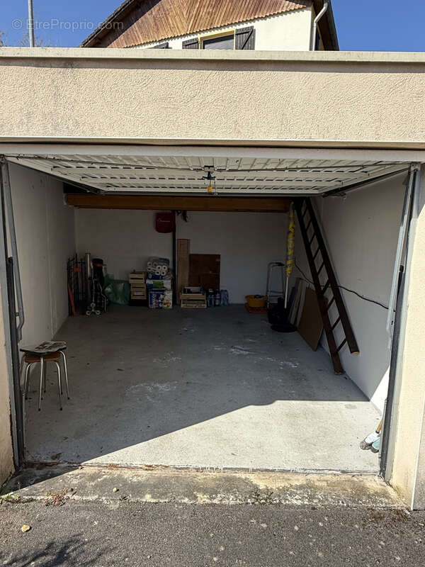 Appartement à ARS-SUR-MOSELLE