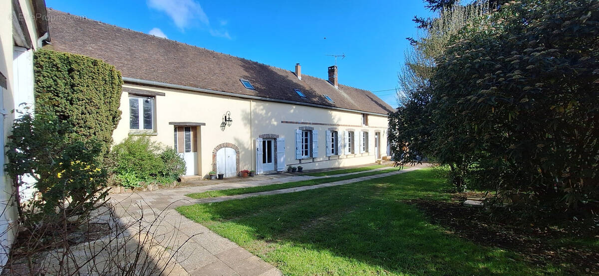 Maison à LAILLY