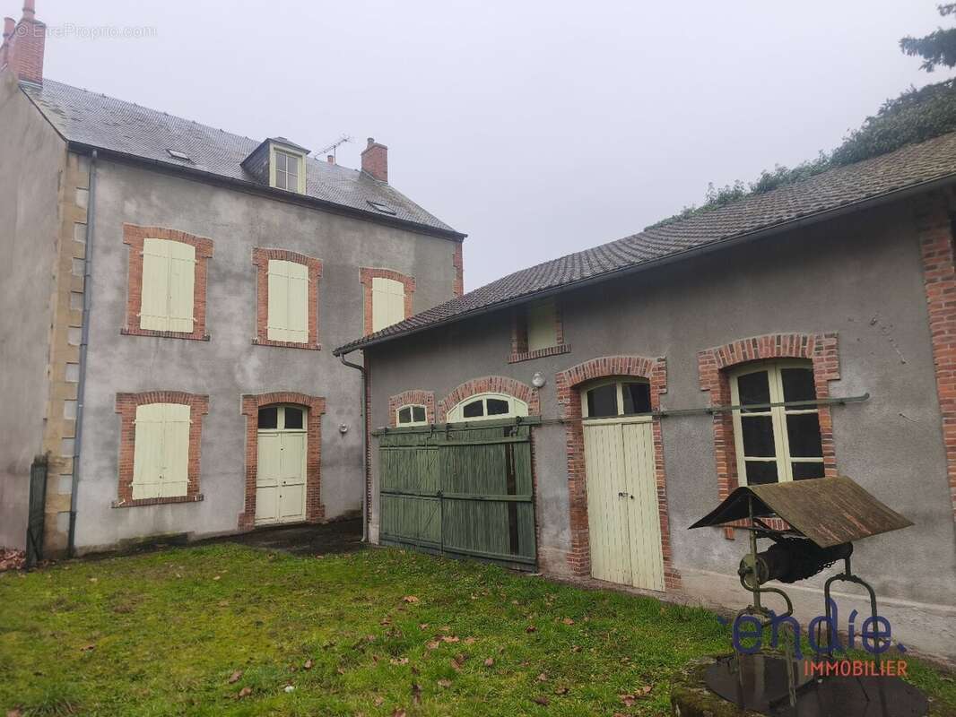 Maison à COSNE-D'ALLIER