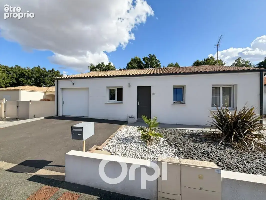 Photo Maison à La Ferriere au prix de 274 700€