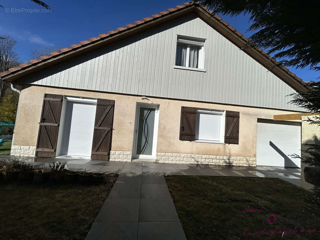 Maison à JOUGNE
