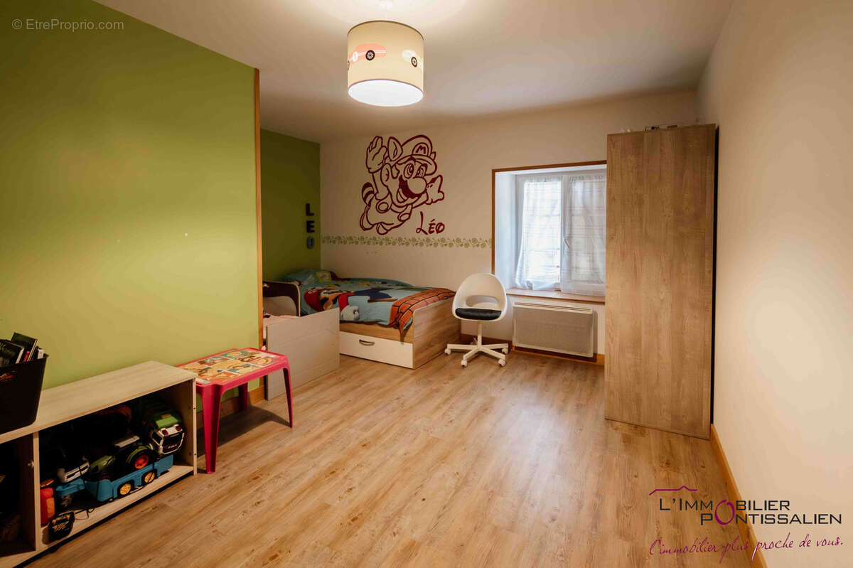 Appartement à JOUGNE