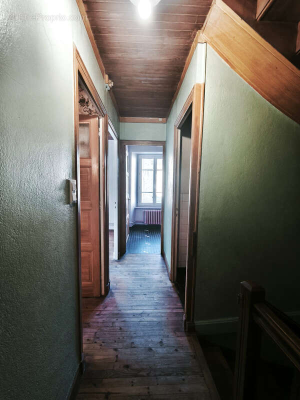 Maison à VIVEROLS