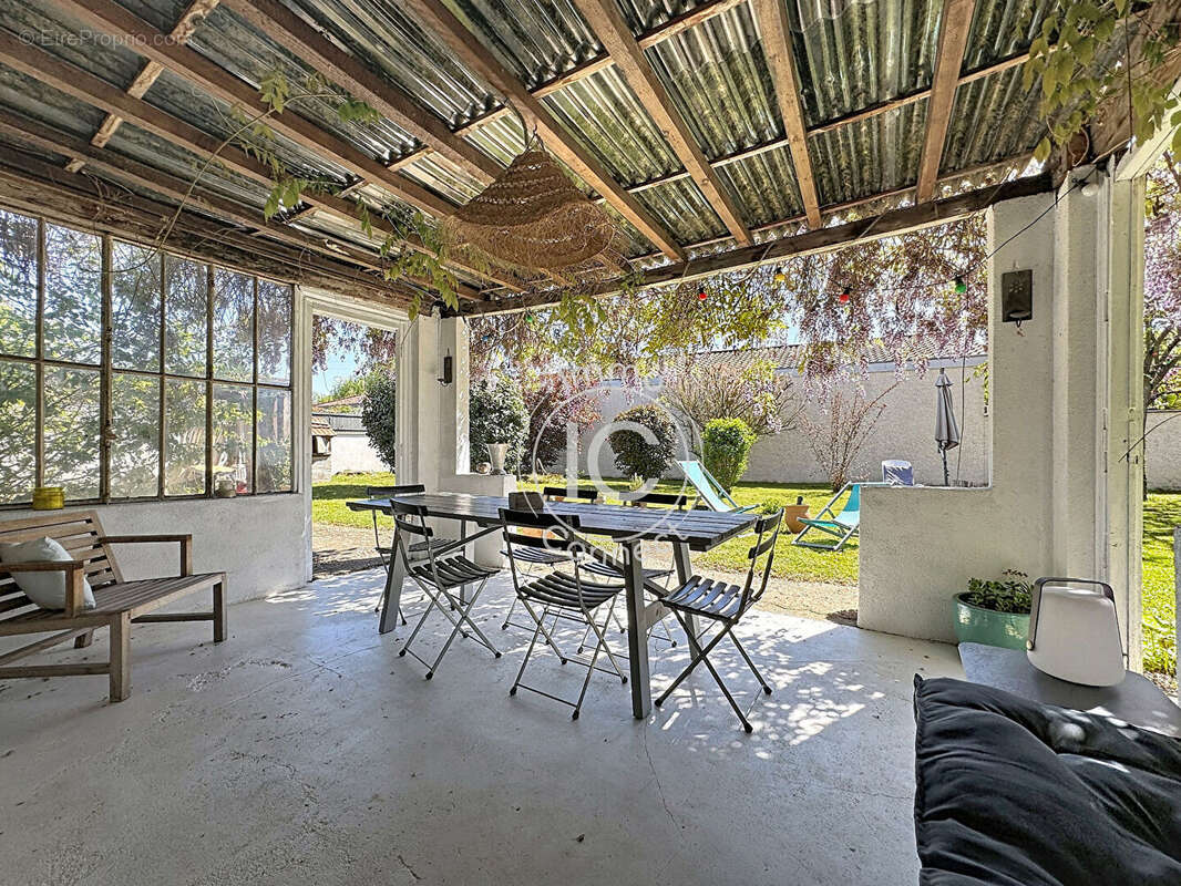 Maison à LOZANNE