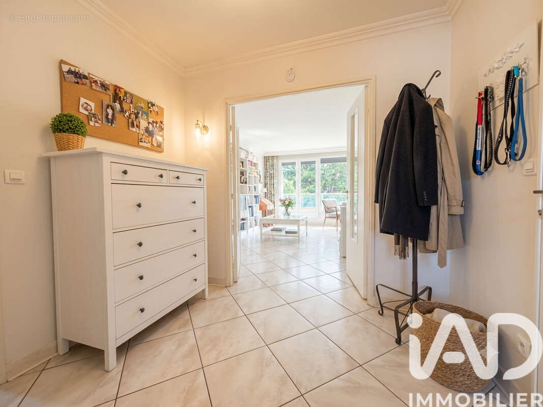 Photo 5 - Appartement à LE PECQ