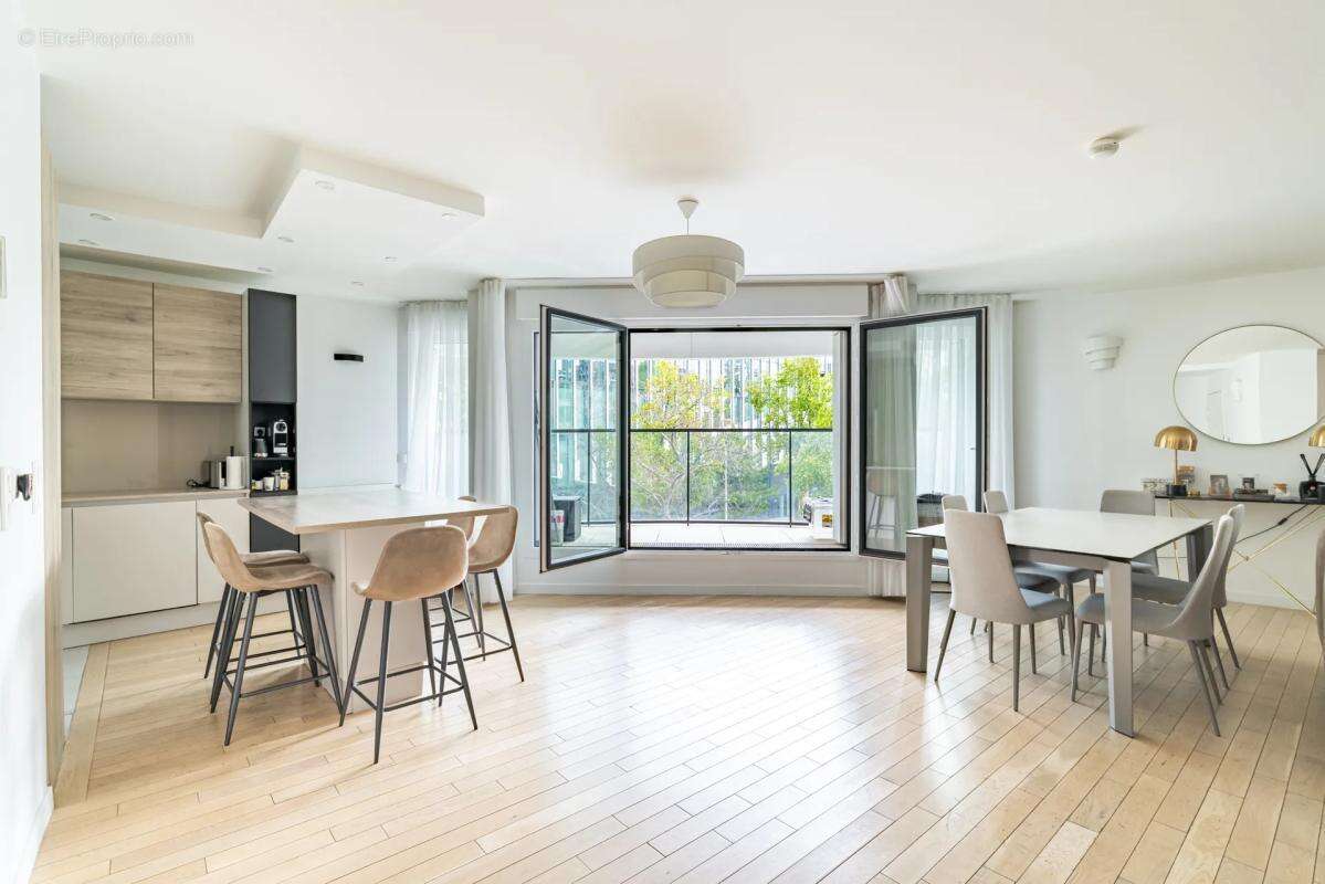 Appartement de 6 pièces de 135.02 m² à Issy-les-Moulineaux - photo 4