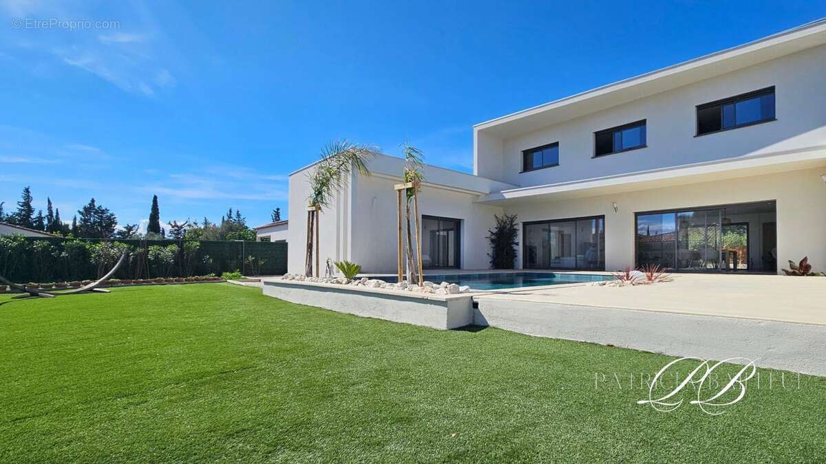 Maison à SAINT-FELIU-D'AVALL