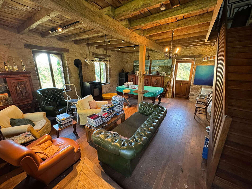 Maison à BRIGUEIL-LE-CHANTRE