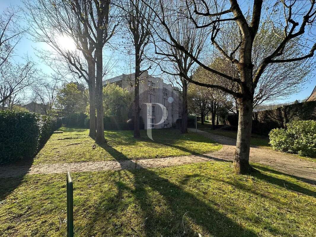 Appartement à VERRIERES-LE-BUISSON