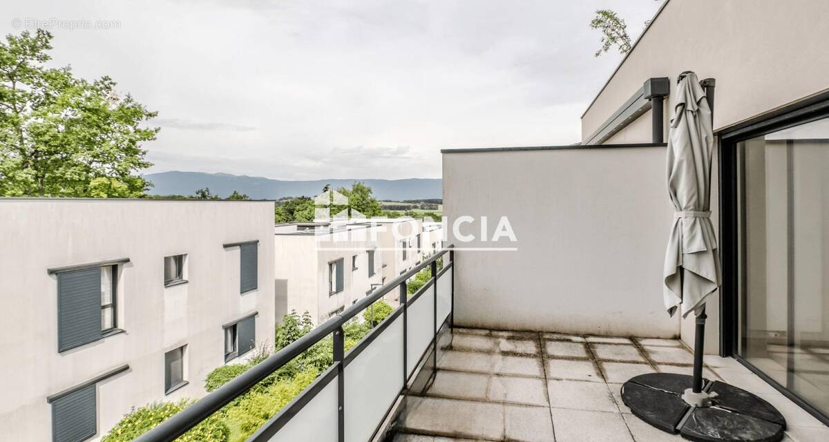 Appartement à SAINT-JULIEN-EN-GENEVOIS
