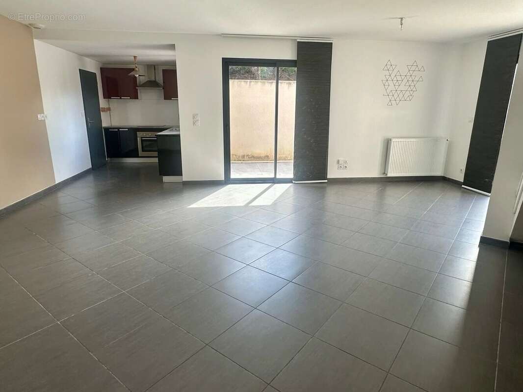 Maison à LAPEYROUSE-FOSSAT