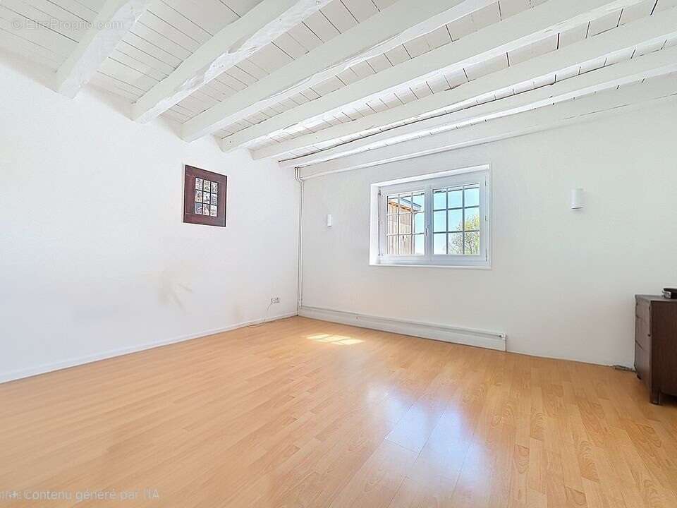 Maison à LUZINAY