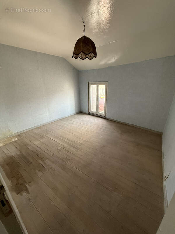 Maison à SISSONNE