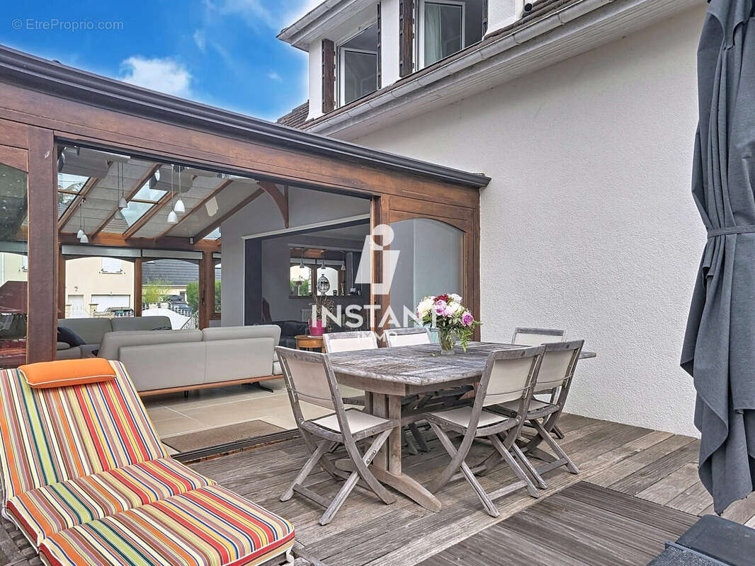 Maison à NANGIS