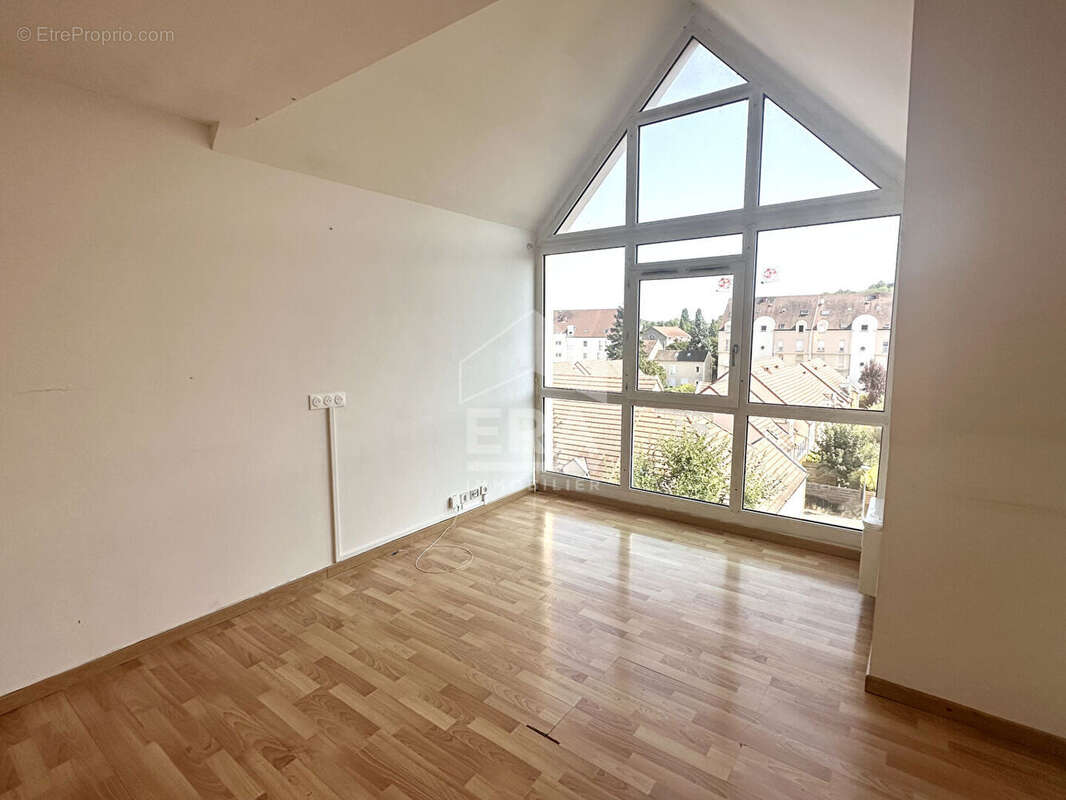 Appartement 90m² à melun - photo 2