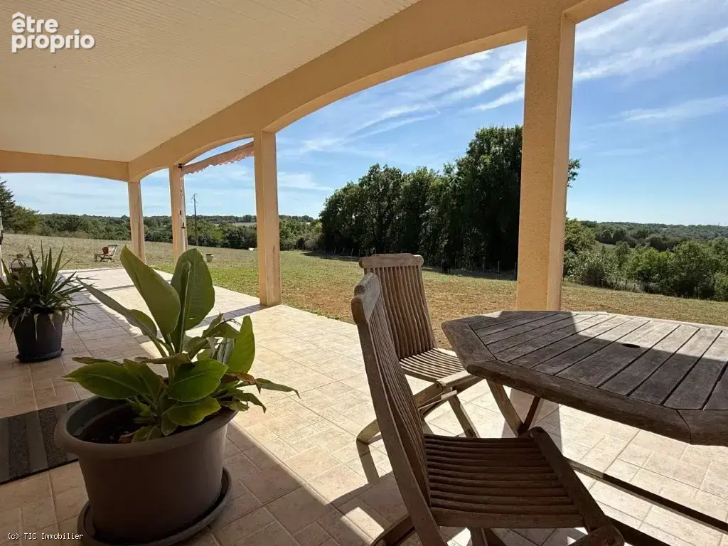 Maison Exceptionnelle avec Petite Equestre, Prairie Clôturée, Grand Terrain et Vues Magnifiques ! - photo 39