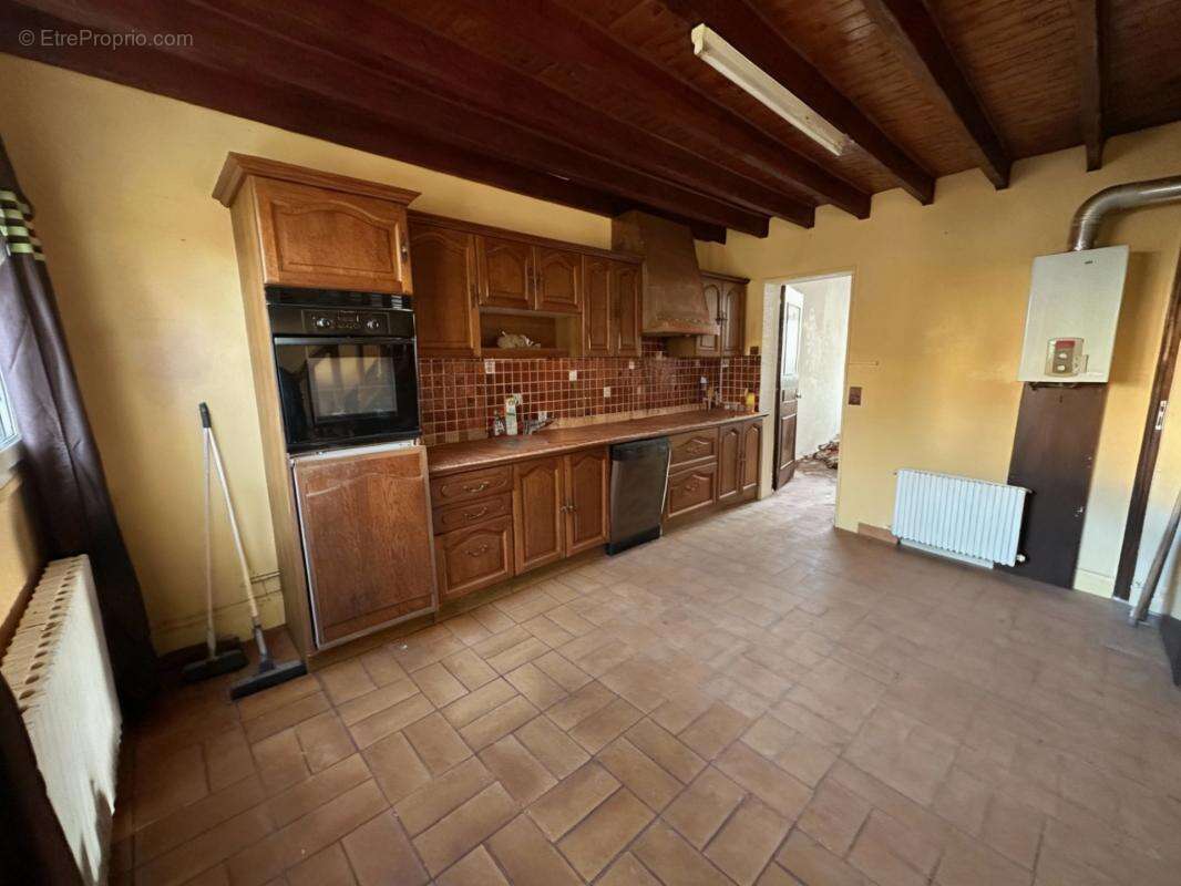 Maison de ville avec extérieur - photo 2