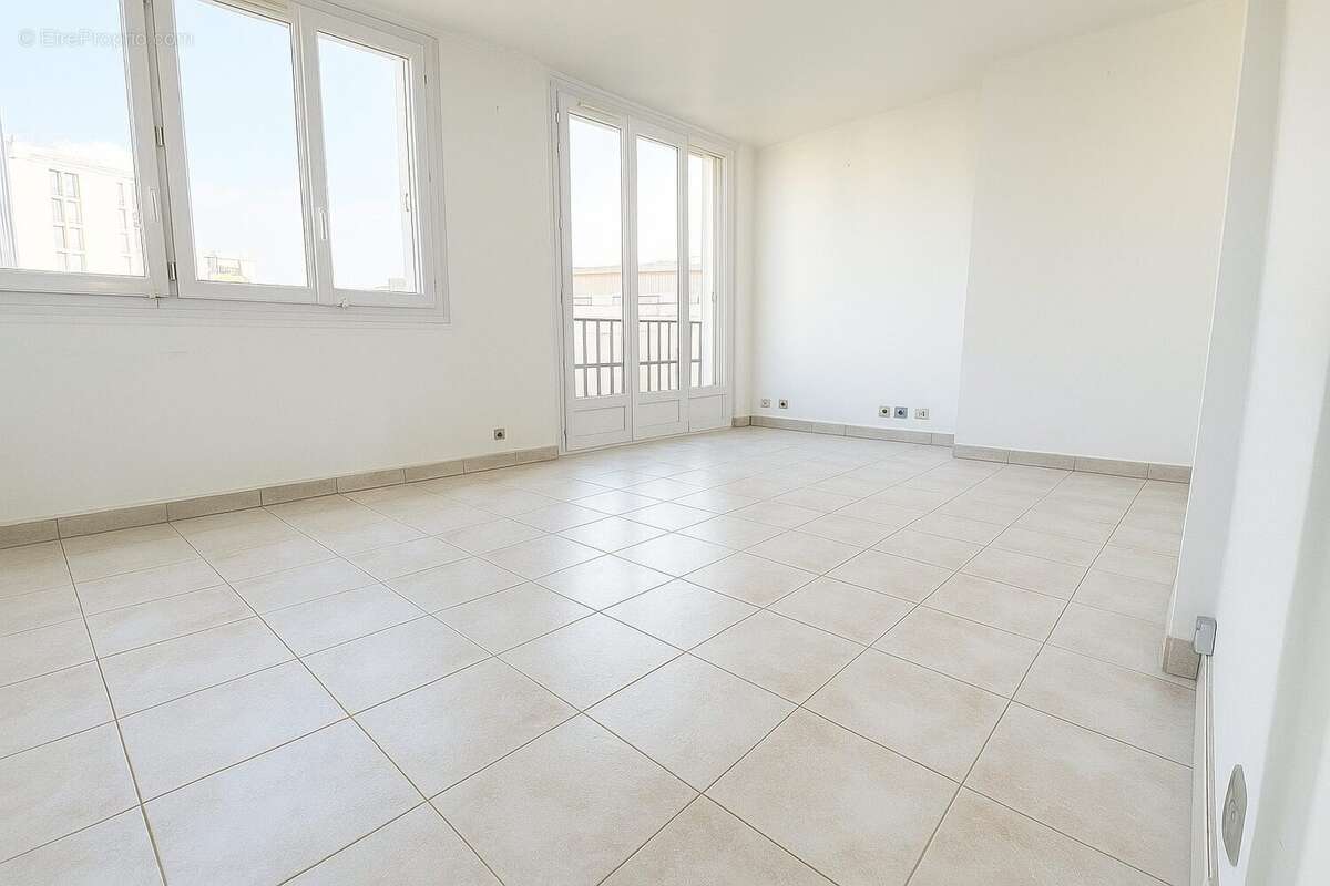 Appartement à MAISONS-ALFORT