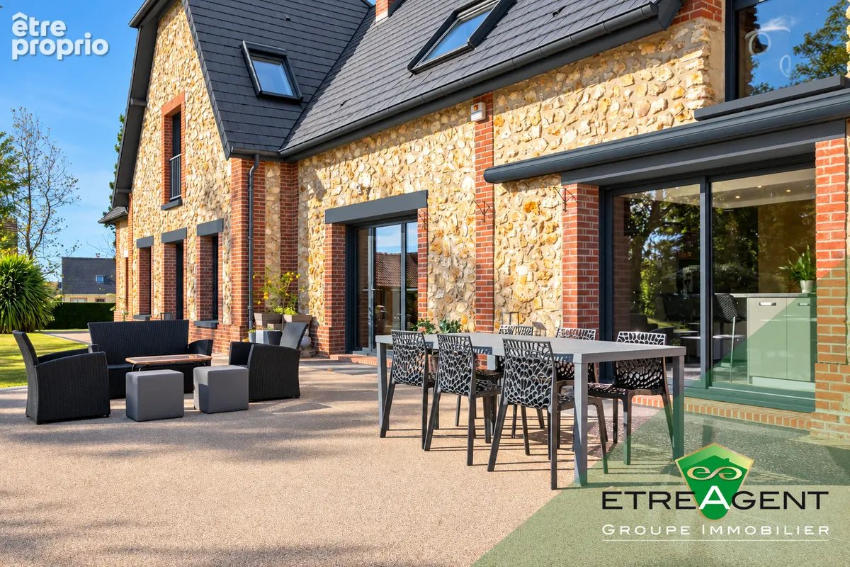 Maison ÉPREVILLE-PRÈS-LE-NEUBOURG - 400 m² - 5 chambres - photo 1