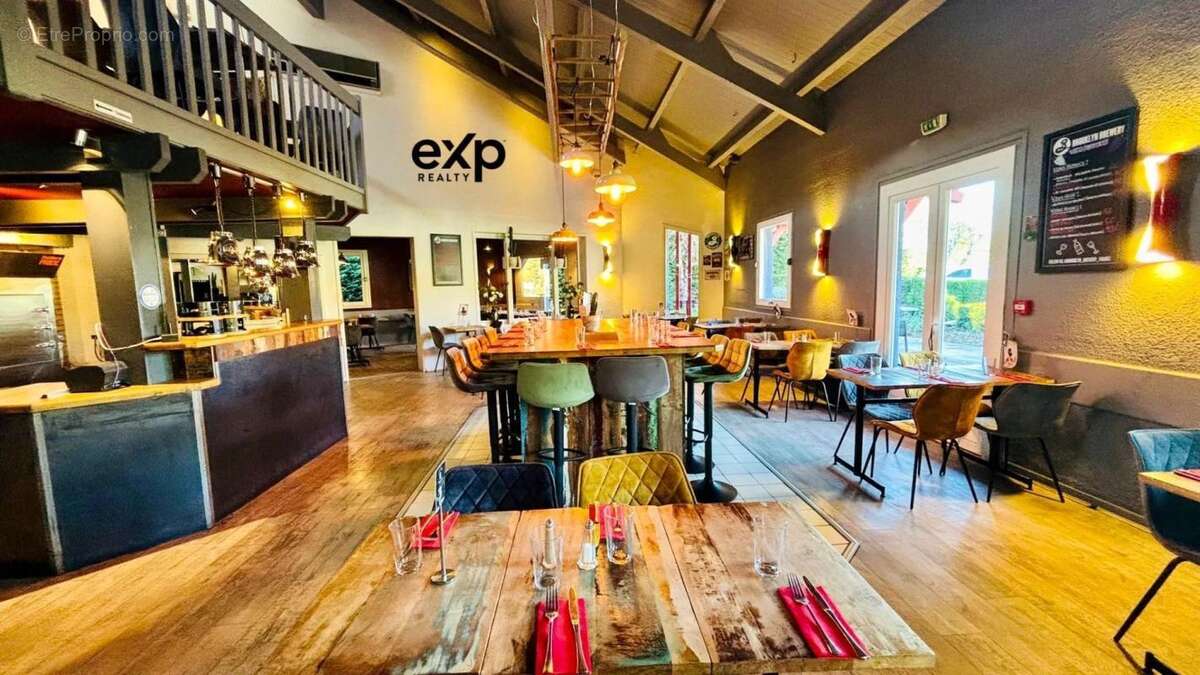 Commerce à VIVIERS-DU-LAC