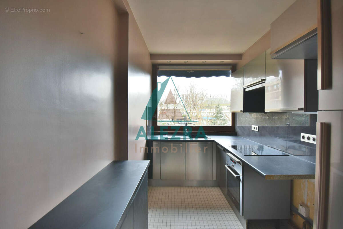 Appartement à LA CELLE-SAINT-CLOUD