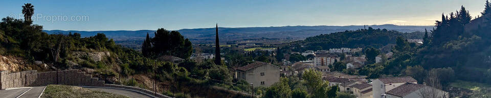 Terrain à CLERMONT-L'HERAULT