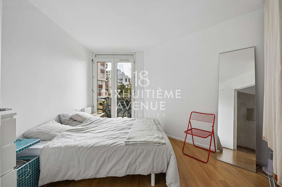 Appartement à PARIS-10E