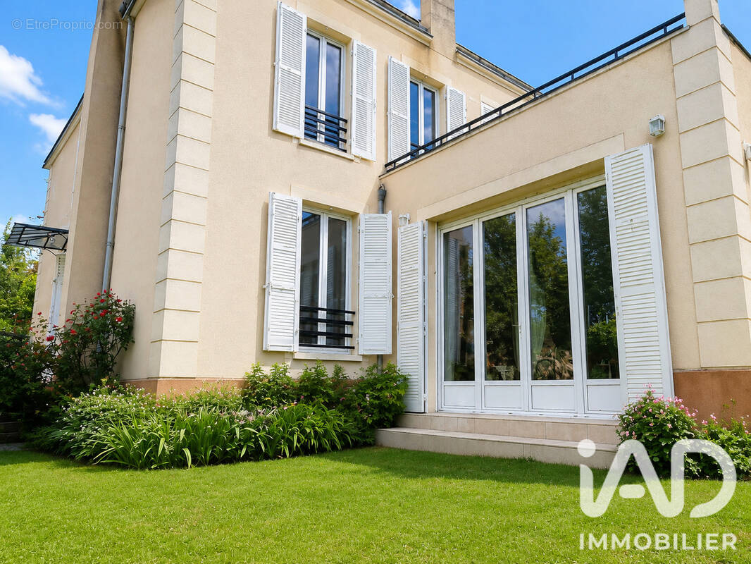 Photo 1 - Maison à MONTESSON
