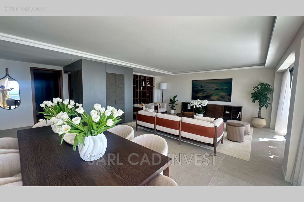 Appartement à VALLAURIS