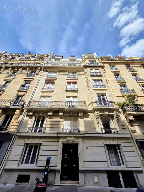 M° Sèvres - Lecourbe  - 6P + Chambre de service - photo 15