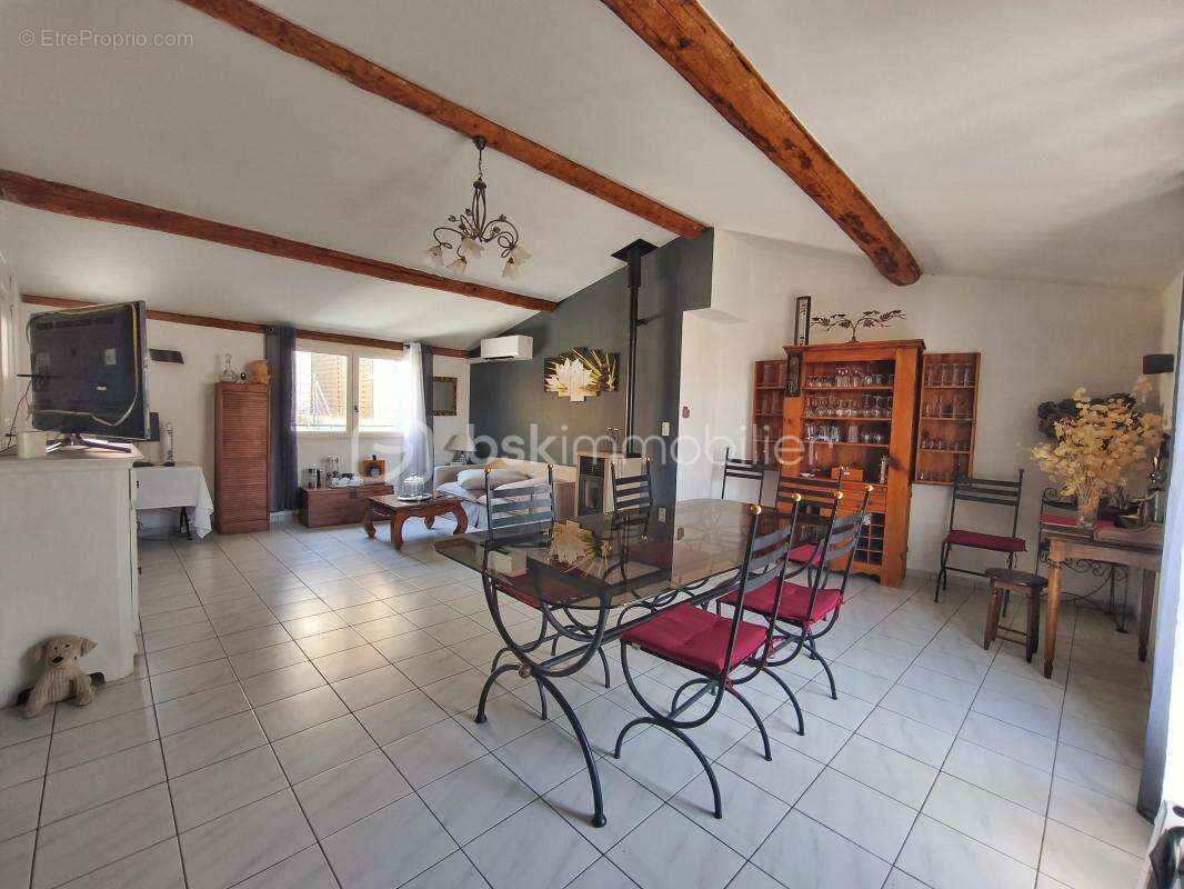Maison de caractère de 179 m² avec suite indépendante bien-être, garage et patio – Faugères - photo 8